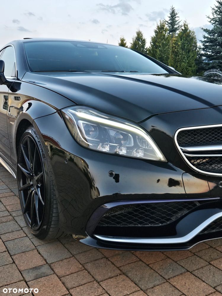 Mercedes-Benz CLS - 19