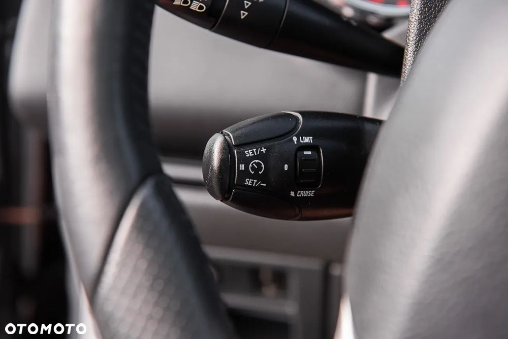 Peugeot 5008 1.6 HDi Business Line 7os - 21