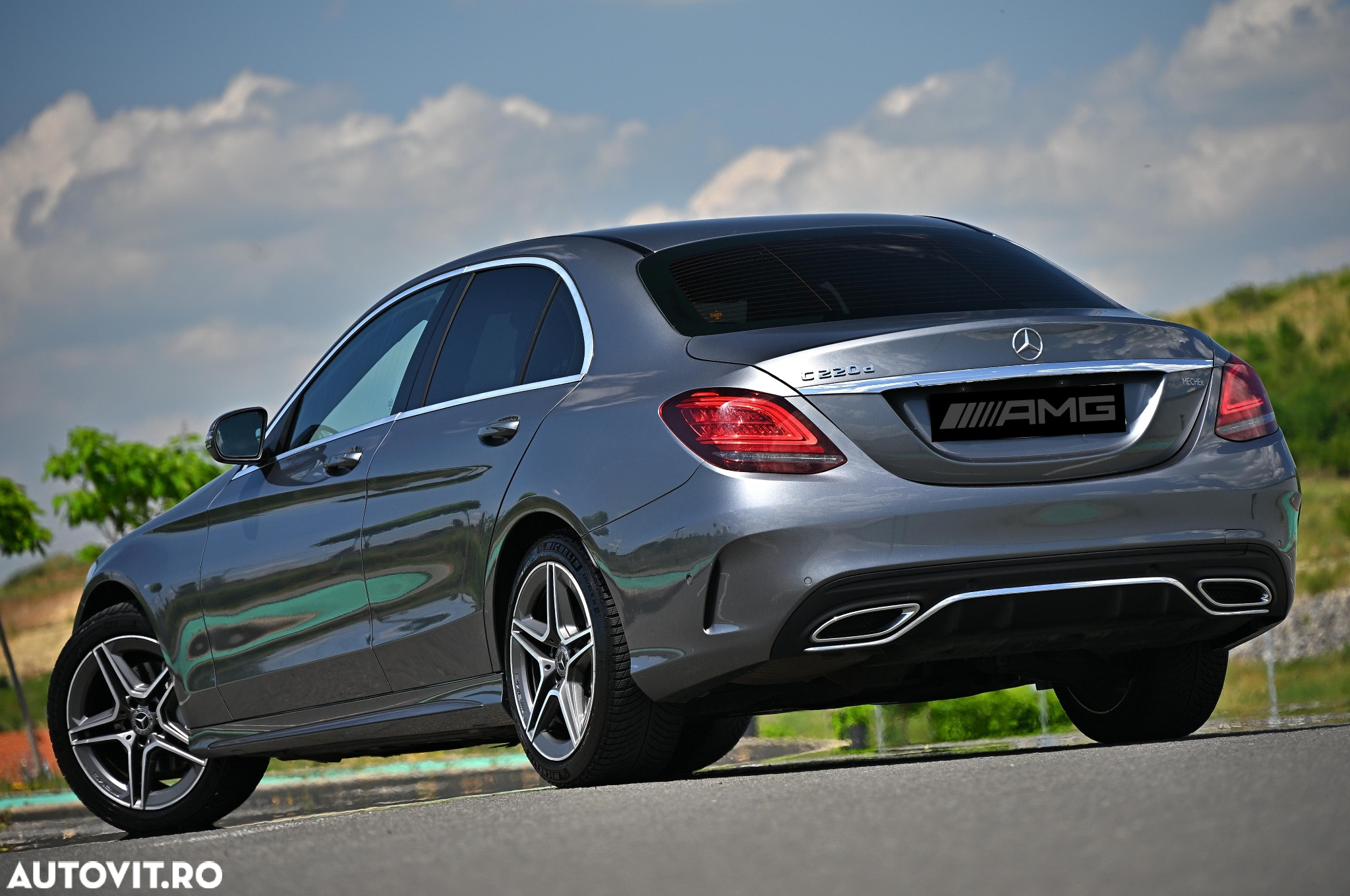 Mercedes-Benz C 220 d T 9G-TRONIC AMG Line - 27
