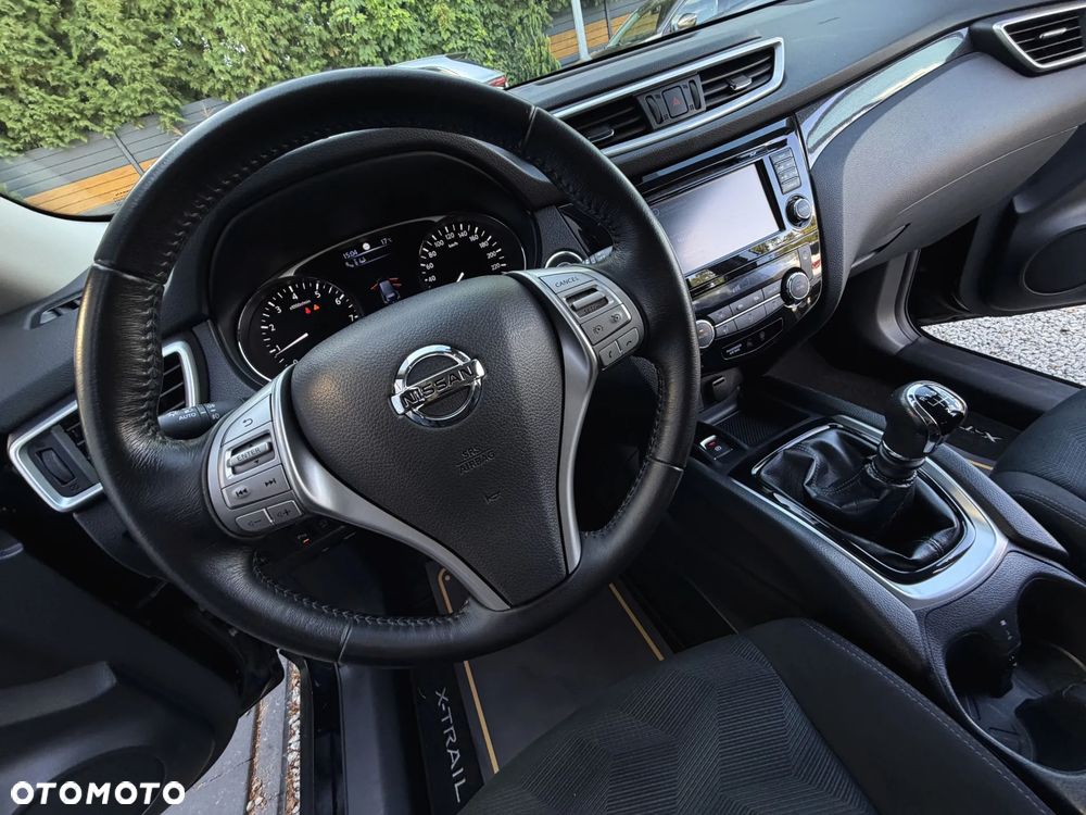 Nissan X-Trail 1.6 DIG-T N-Connecta - 28