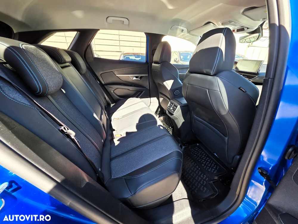 Peugeot 3008 Plug-In Hybrid 225 e-EAT8 Allure Pack - 16