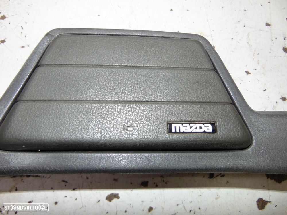 Mazda 2200 volante - 2