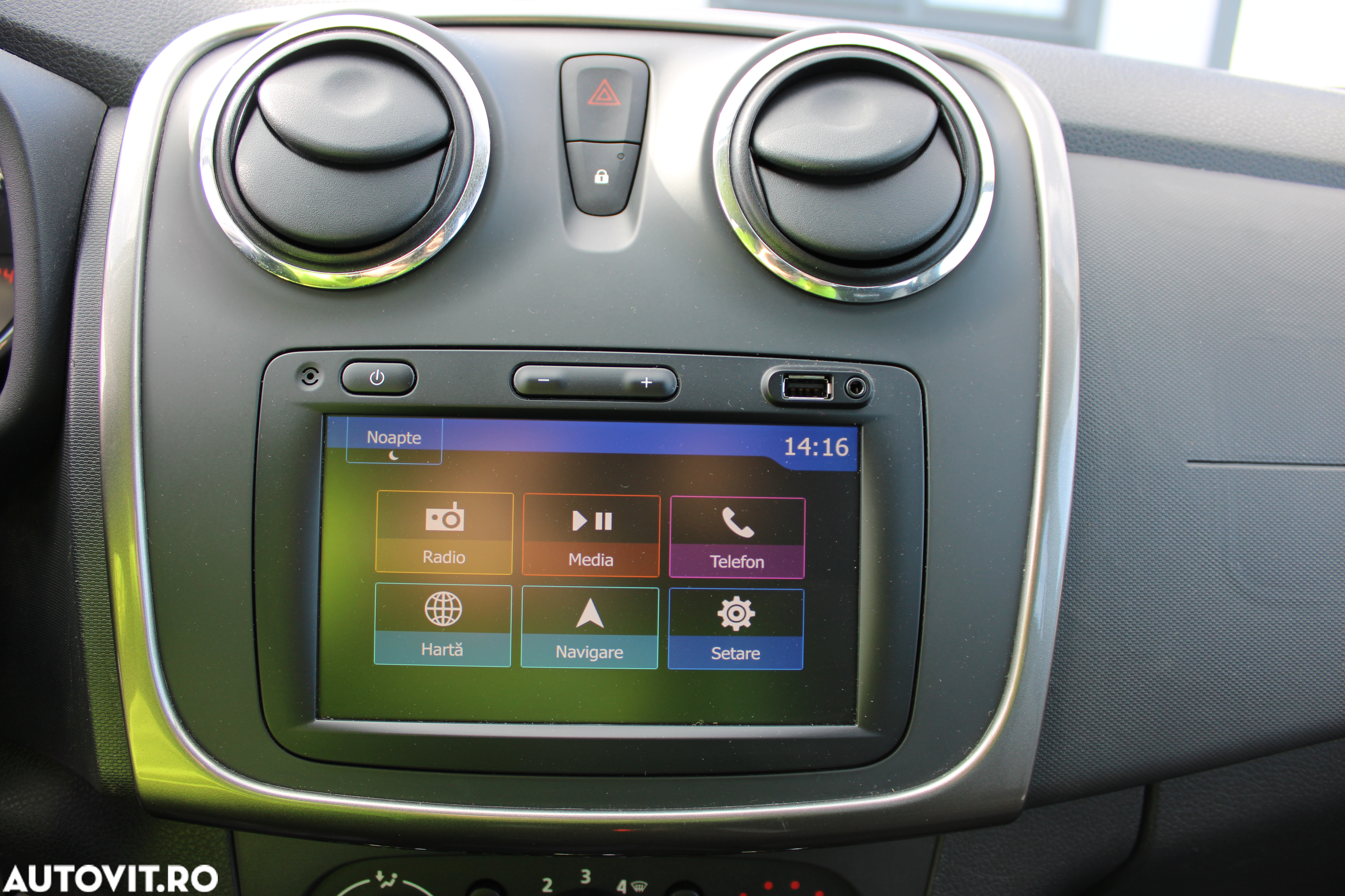 Dacia Sandero Stepway 0.9 TCe Prestige - 8