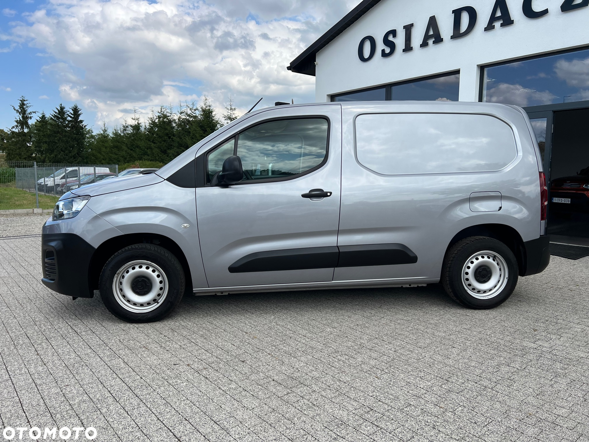 Citroën BERLINGO - 2