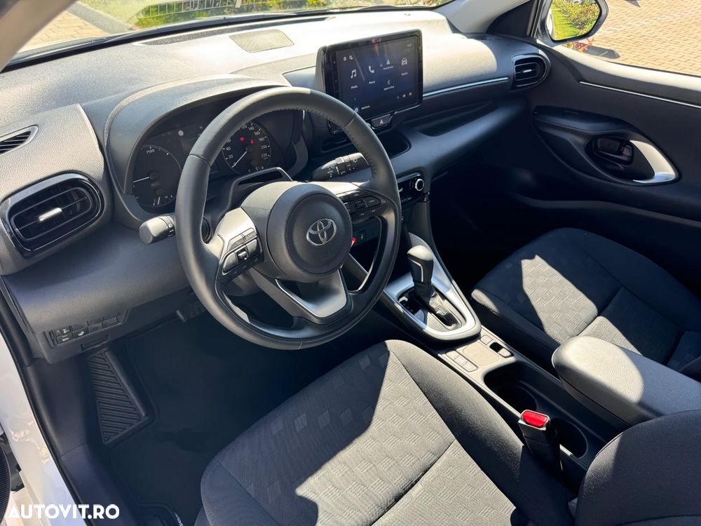 Toyota Yaris 1.5 VVT-i HSD Active - 11