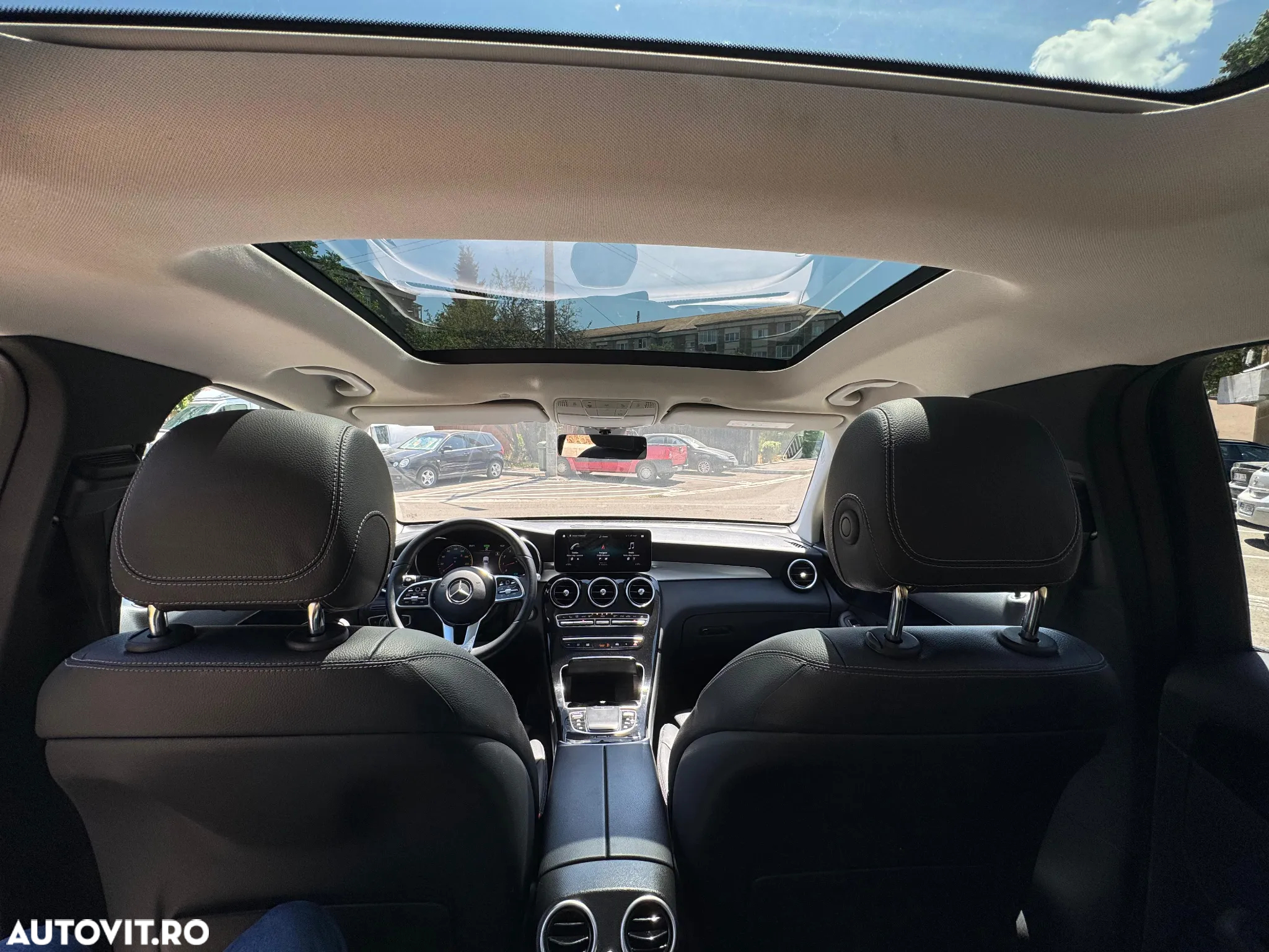 Mercedes-Benz GLC 200 4Matic 9G-TRONIC - 10