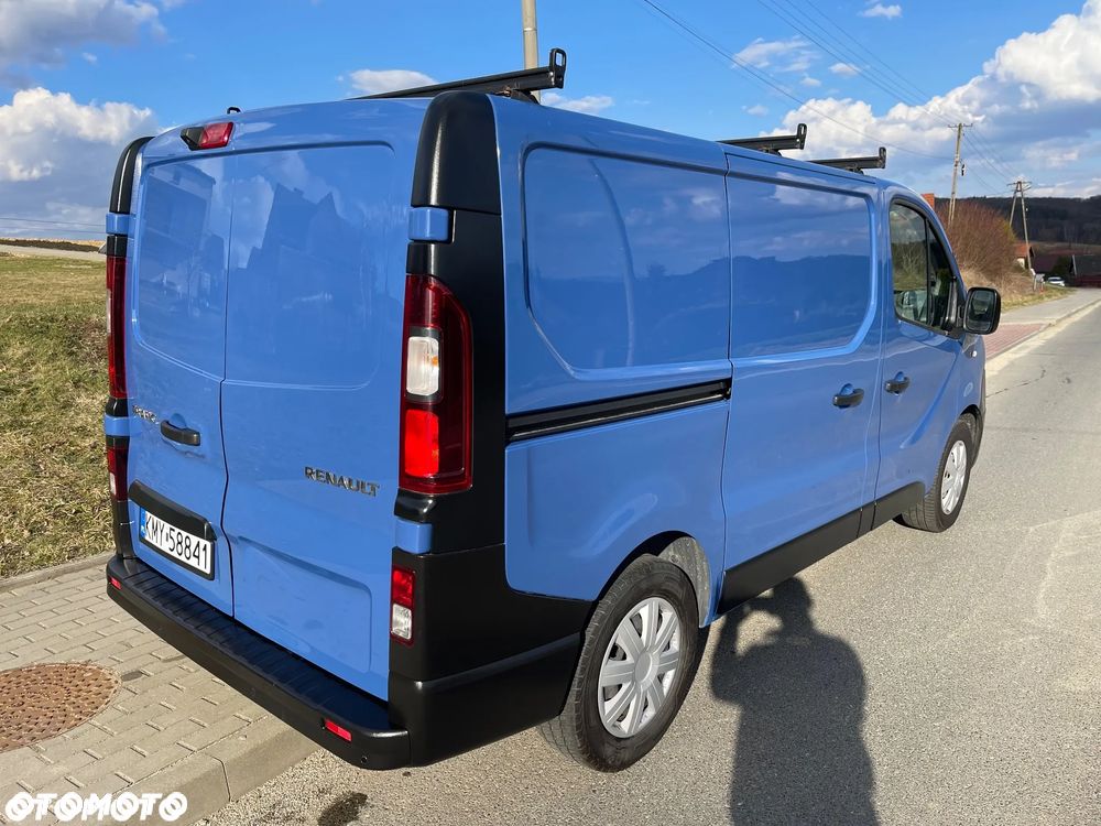 Renault Trafic - 11