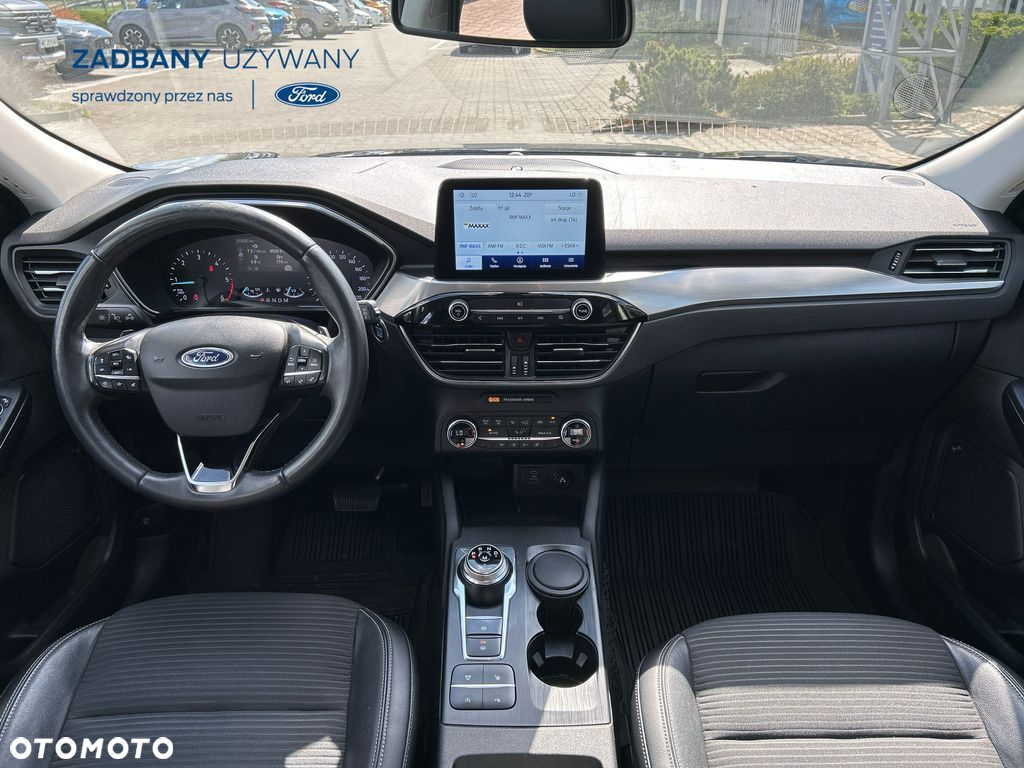 Ford Kuga - 12