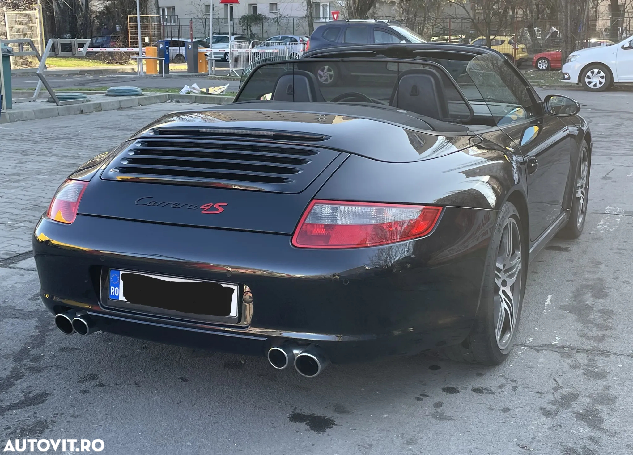 Porsche 911 Carrera 4 S Cabriolet - 8