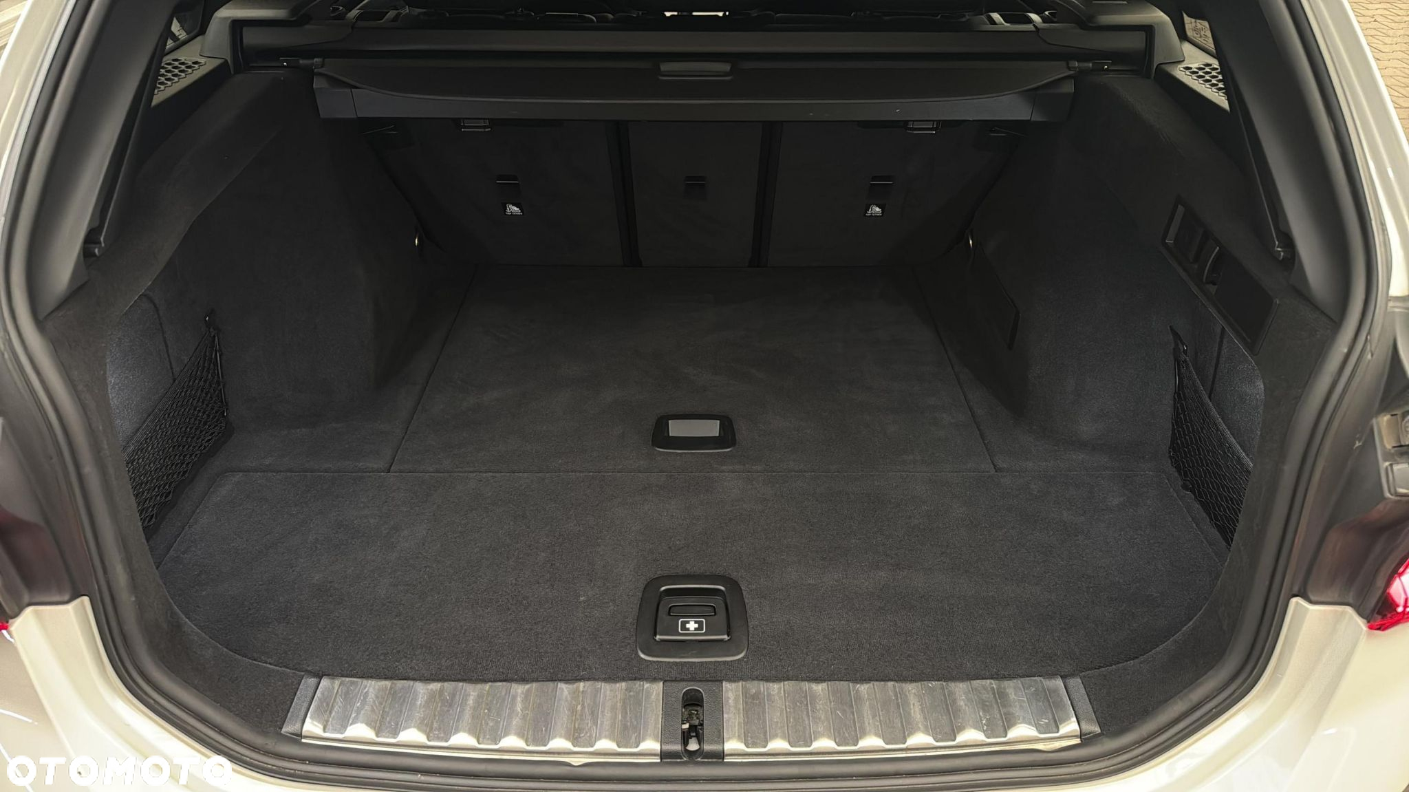 BMW Seria 3 320i - 15