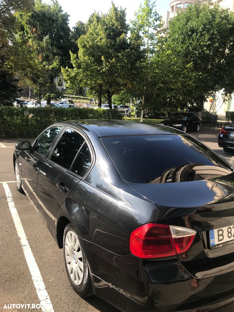 BMW Seria 3 318i Aut. - 4
