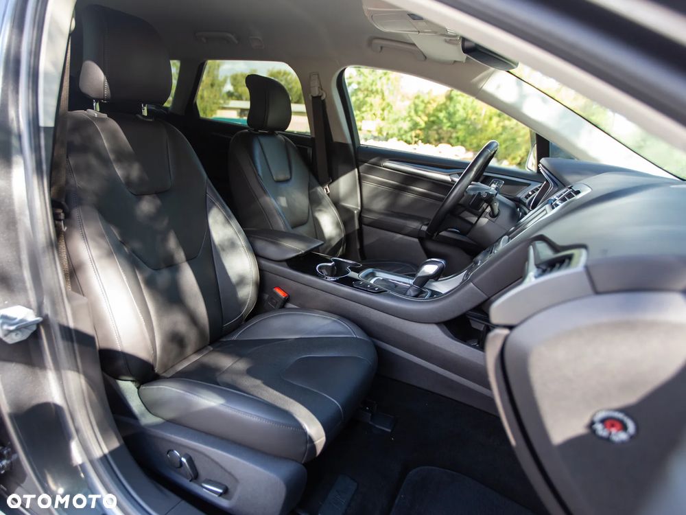 Ford Mondeo Turnier 2.0 TDCi Bi-Turbo PowerShift-Aut Titanium - 18