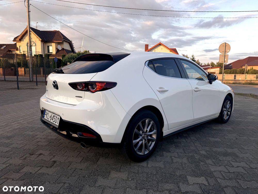 Mazda 3 SKYACTIV-G 2.0 M-Hybrid - 4