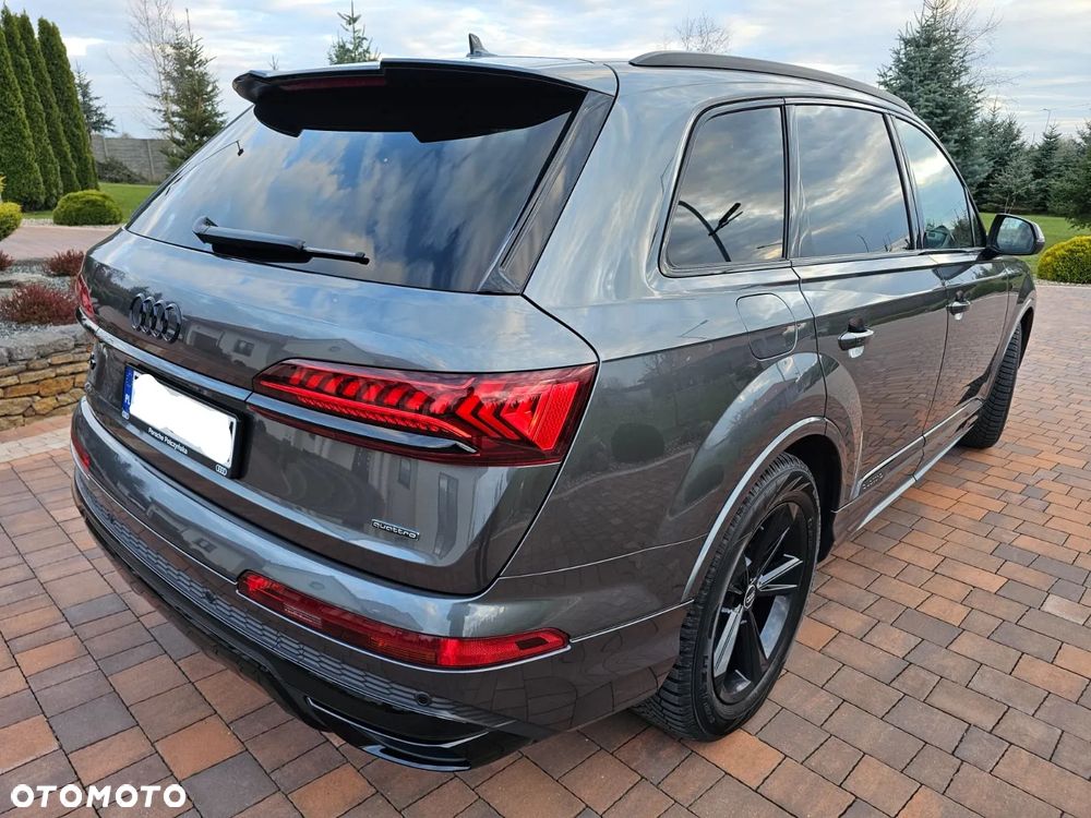 Audi Q7 - 6