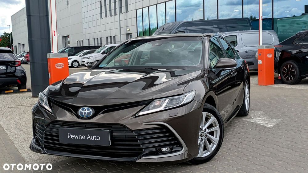 Toyota Camry 2.5 Hybrid Comfort CVT - 3
