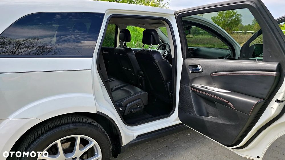 Dodge Journey 2.7 V6 R/T - 8