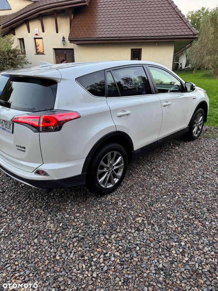 Toyota RAV4 - 3