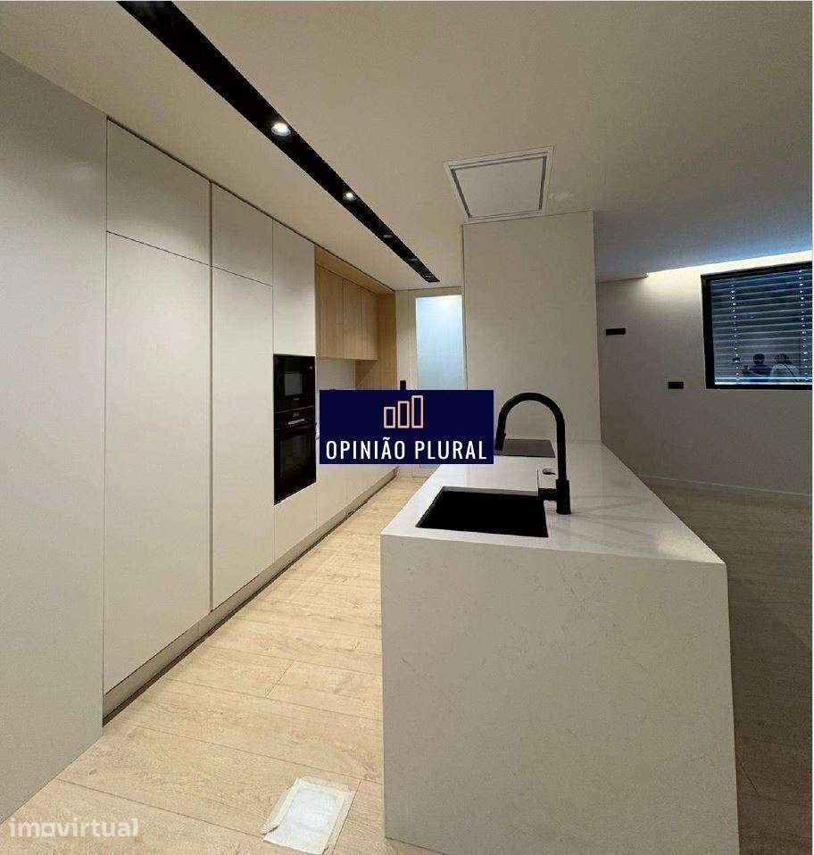 Apartamento T1 Premium com Varanda e Três Frentes no BISMARK - Grande imagem: 4/25