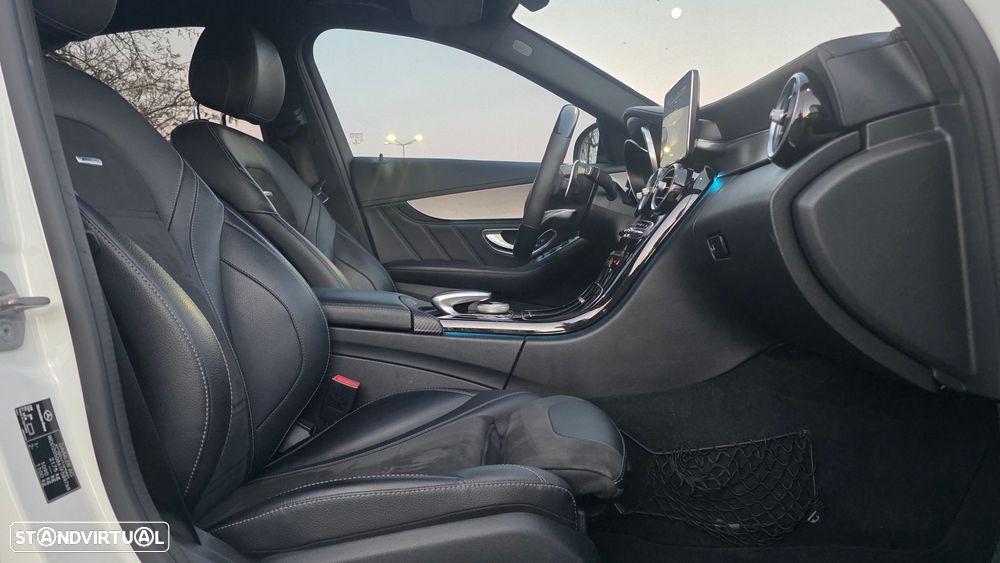 Mercedes-Benz C 63 AMG Standard - 16