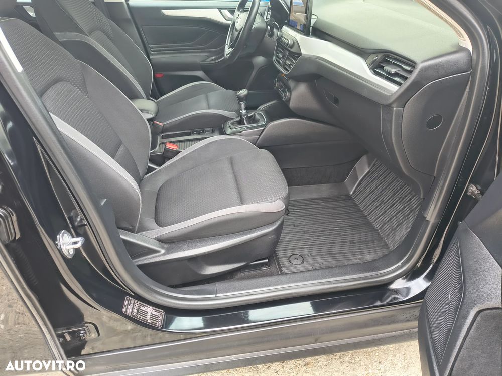 Ford Focus - 15
