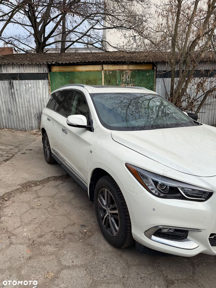 Infiniti QX60 - 3