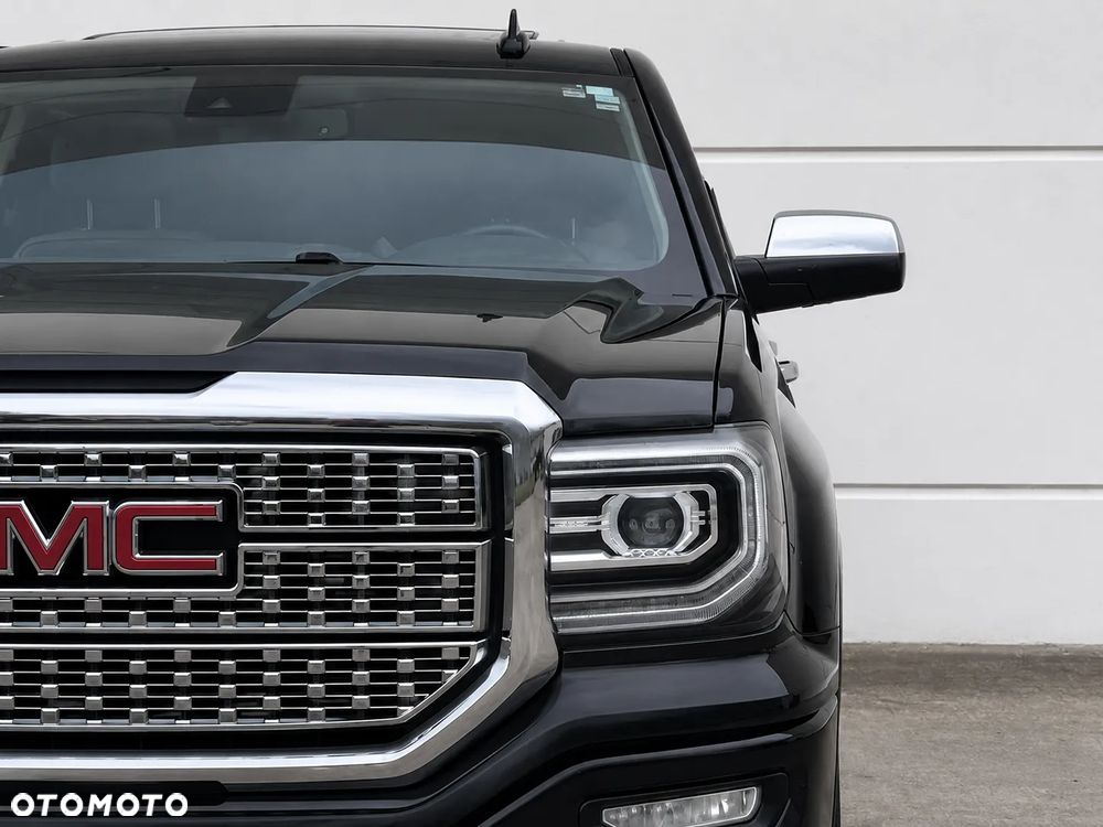 GMC Sierra - 11