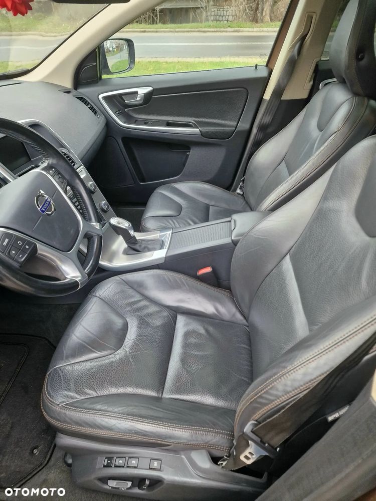 Volvo XC 60 D4 Geartronic Summum - 10