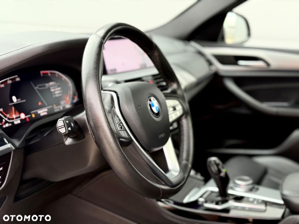 BMW X4 - 26