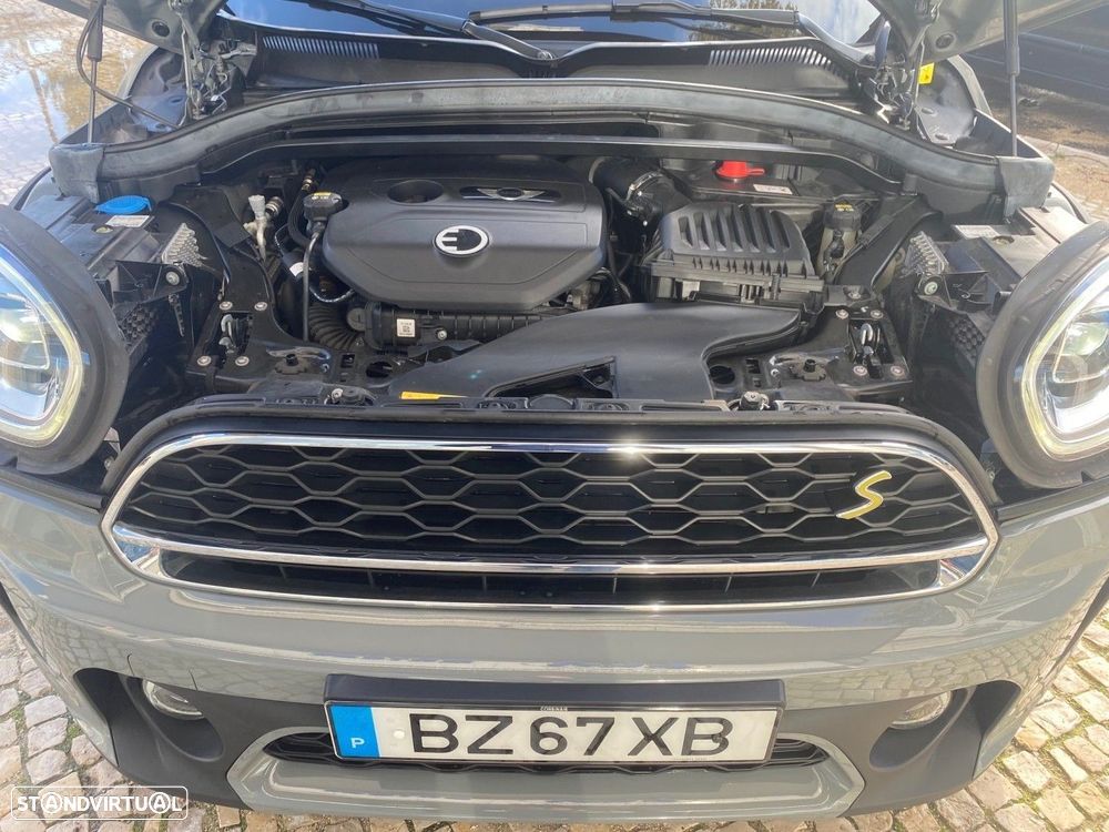 MINI Countryman Cooper SE ALL4 Sport Edition Auto - 52