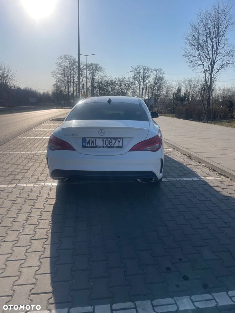 Mercedes-Benz CLA 250 7G-DCT Peak Edition - 8