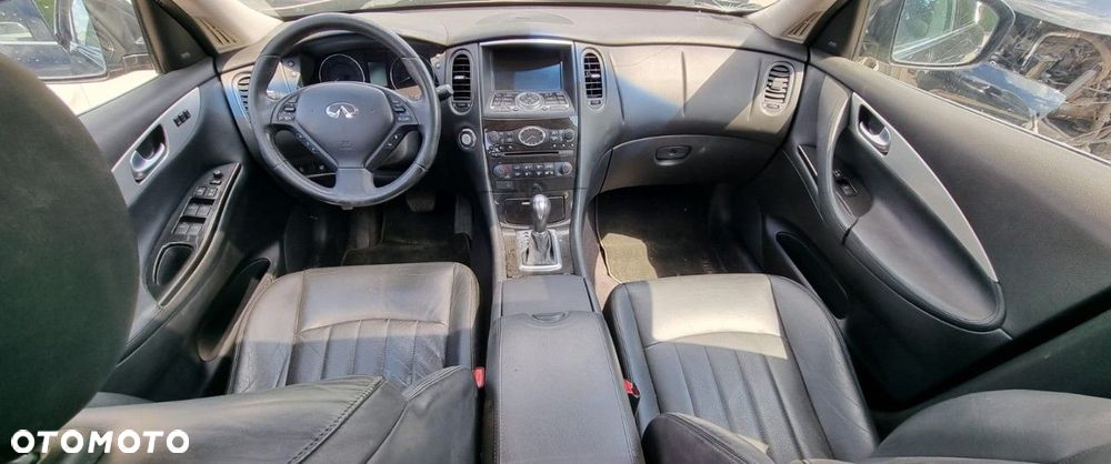 Infiniti EX - 7