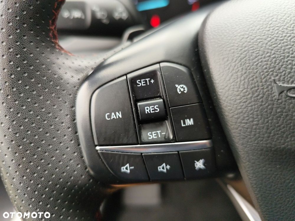 Ford Focus - 22