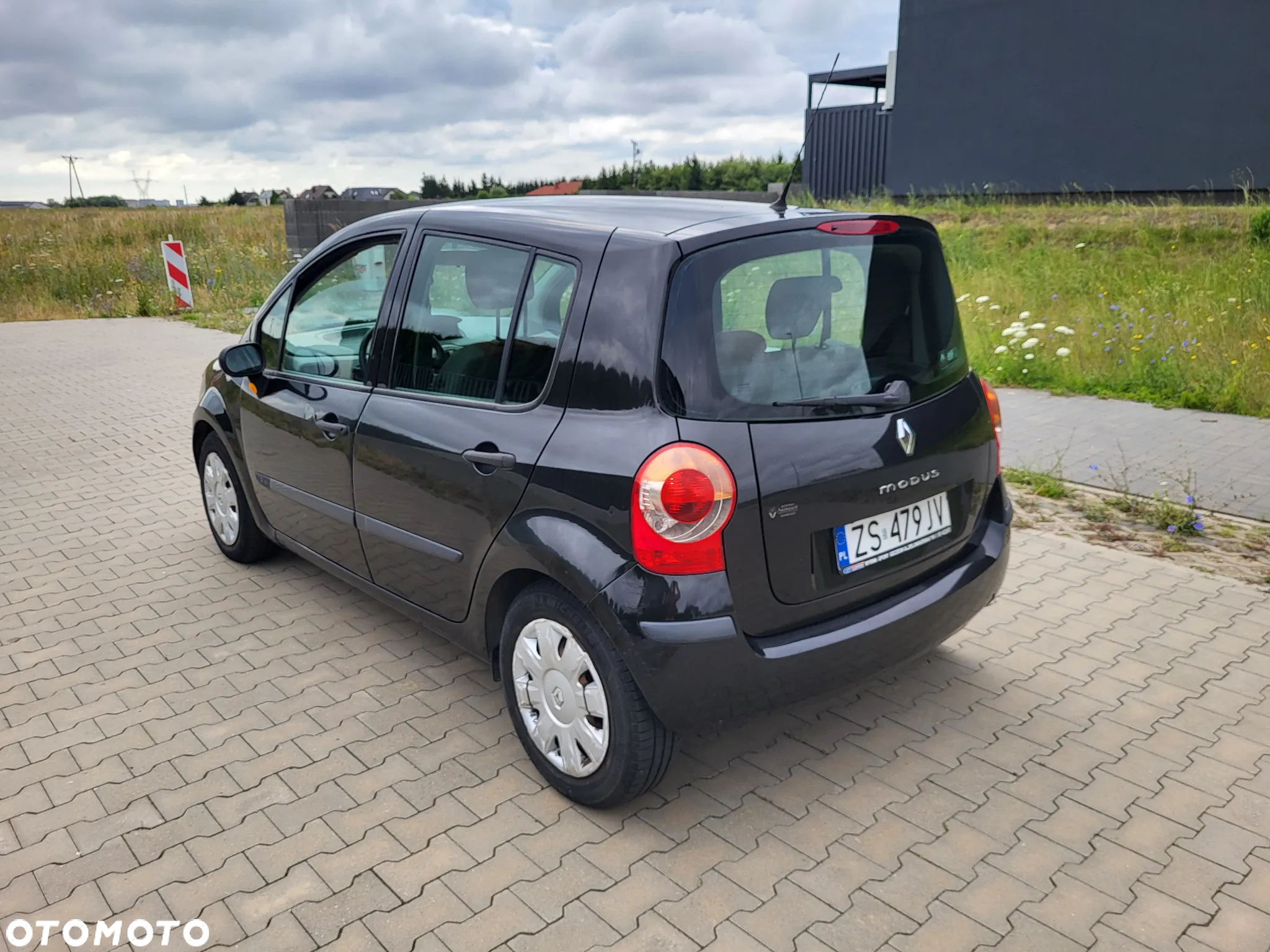 Renault Modus 1.6 16V Authentique - 4