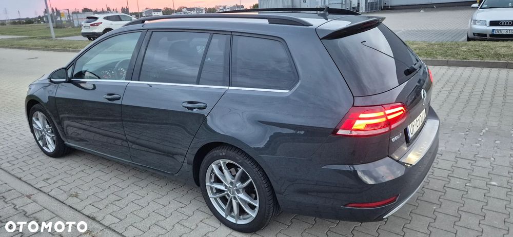 Volkswagen Golf - 16
