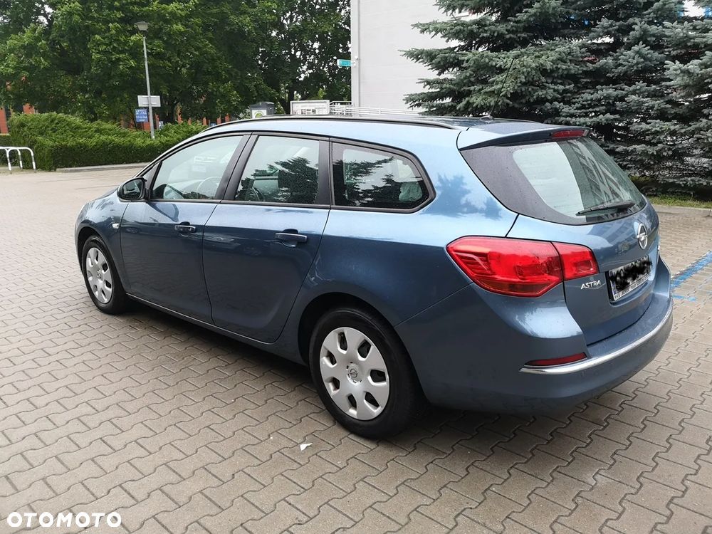 Opel Astra 1.7 CDTI DPF ecoFLEX TourerStart/Stop 105g Sport - 4