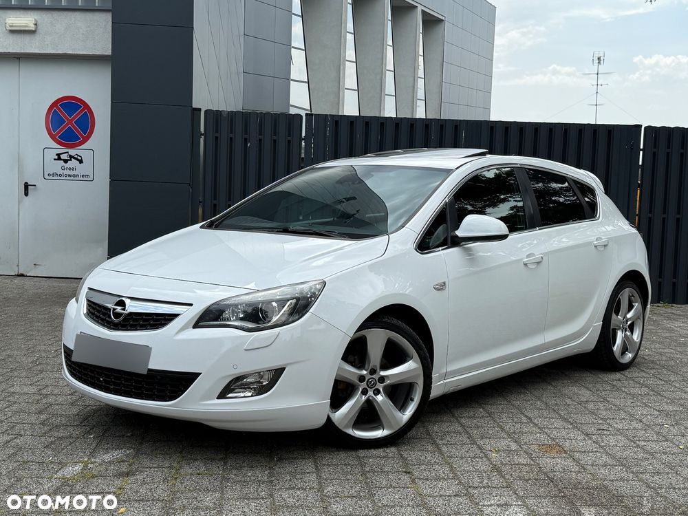 Opel Astra 1.4 Turbo Sport - 1