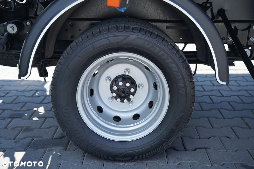 Nissan CABSTAR / PODNOŚNIK KOSZOWY / ZWYŻKA 16,2  METRÓW / GSR E160T /  BLIŹNIAK / UDŹWIG - 200 kg / 4 PODPORY / - 27