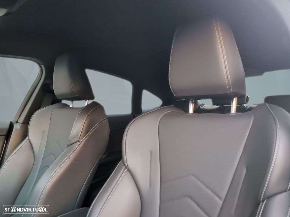 BMW 220 Gran Coupé Pack Desportivo M - 17