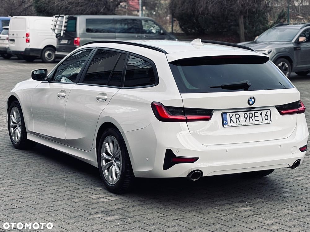 BMW Seria 3 318i Advantage - 3