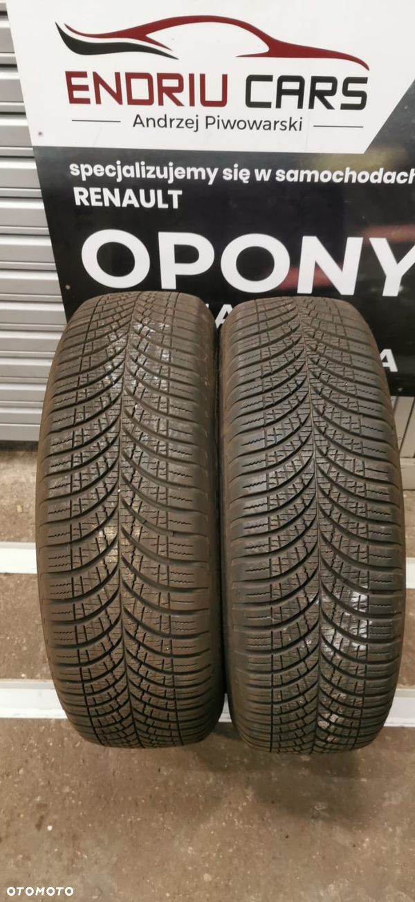 215/65 R17 Goodyear