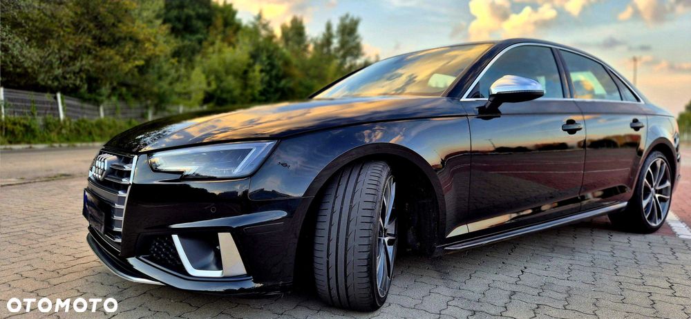 Audi S4 Limousine - 1