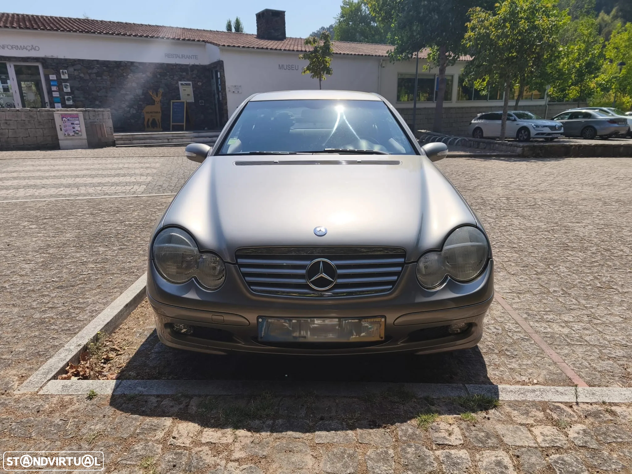 Mercedes-Benz C 220 CDi Sport Coupé Evolution AMG - 4