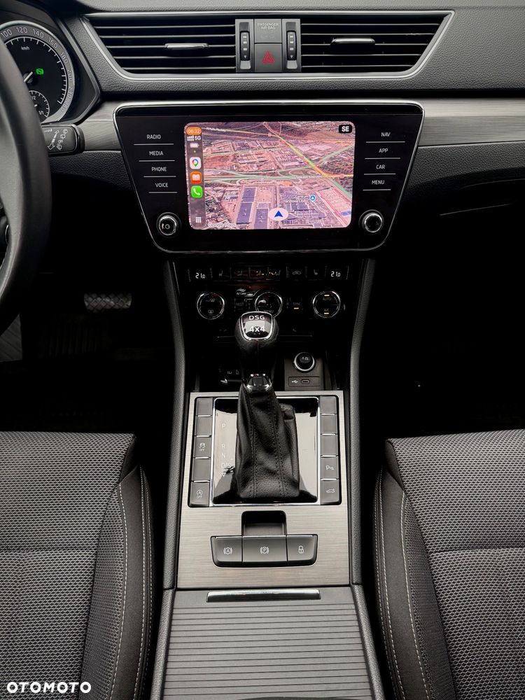 Skoda Superb 2.0 TDI SCR 4x4 Style DSG - 13