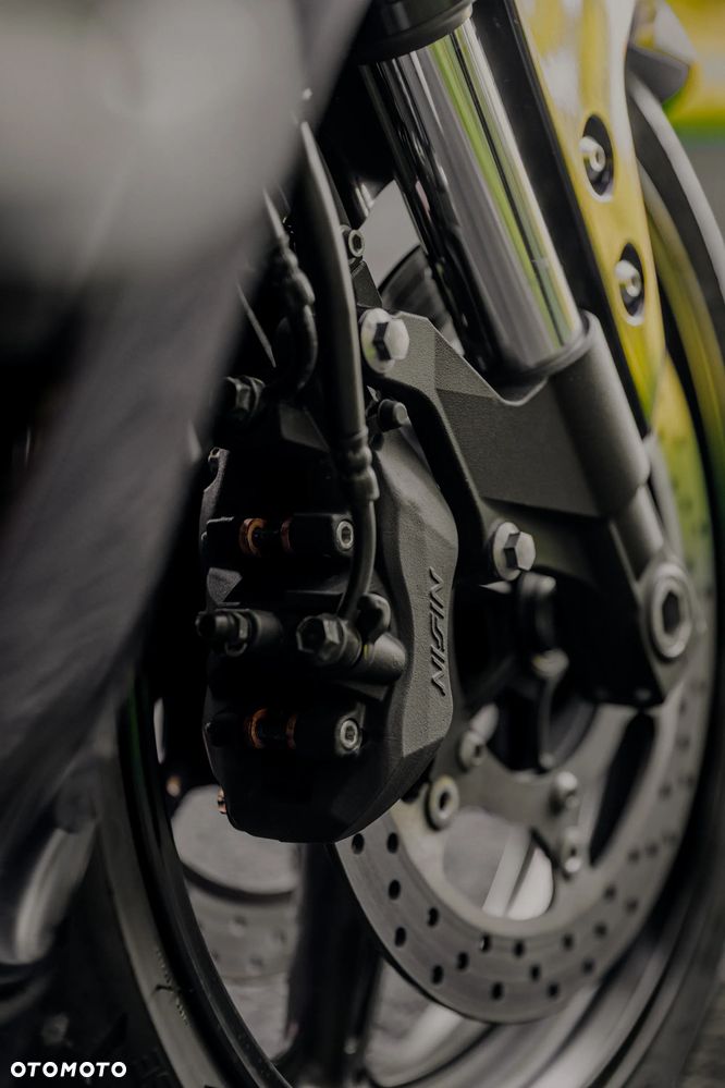 Yamaha FJR - 10