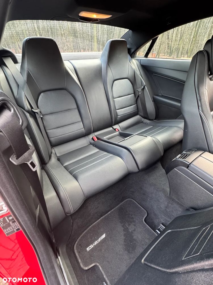 Mercedes-Benz Klasa E - 26