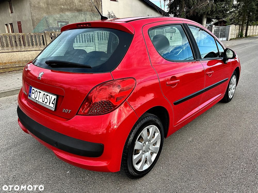 Peugeot 207 - 4