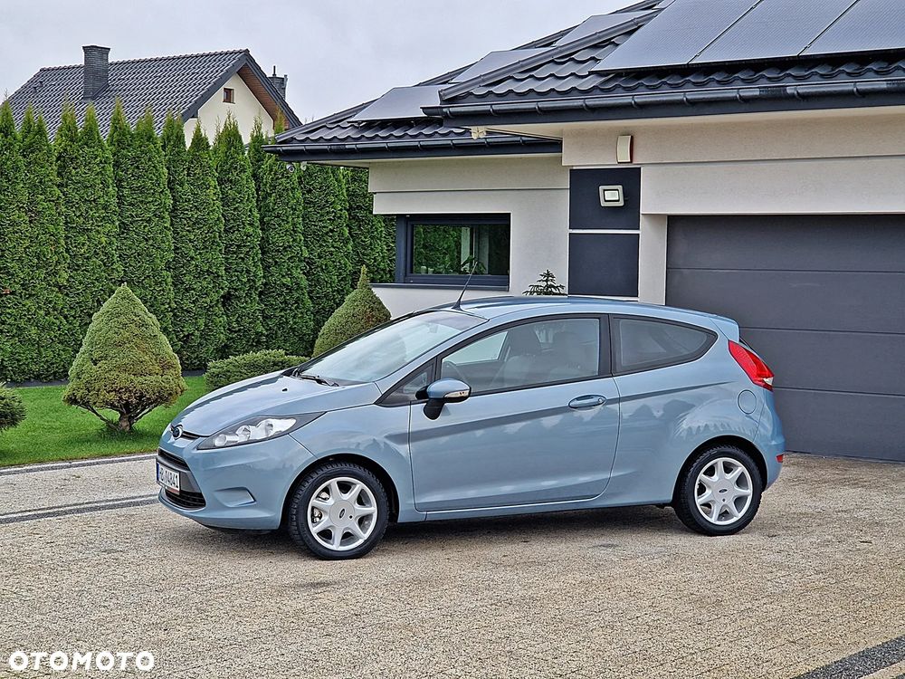 Ford Fiesta 1.25 Champions Edition - 19
