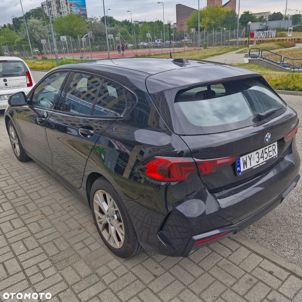 BMW Seria 1 120 mHEV - 8