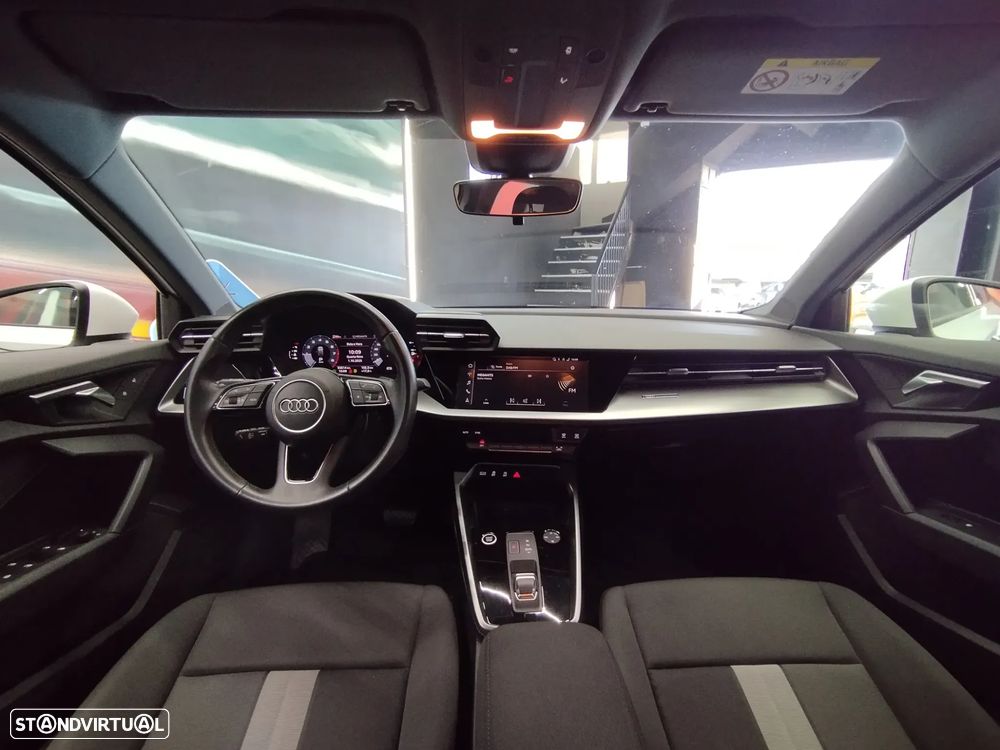 Audi A3 Sportback 30 TFSI S tronic - 13