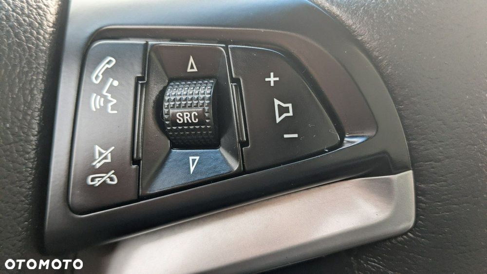 Chevrolet Cruze - 31